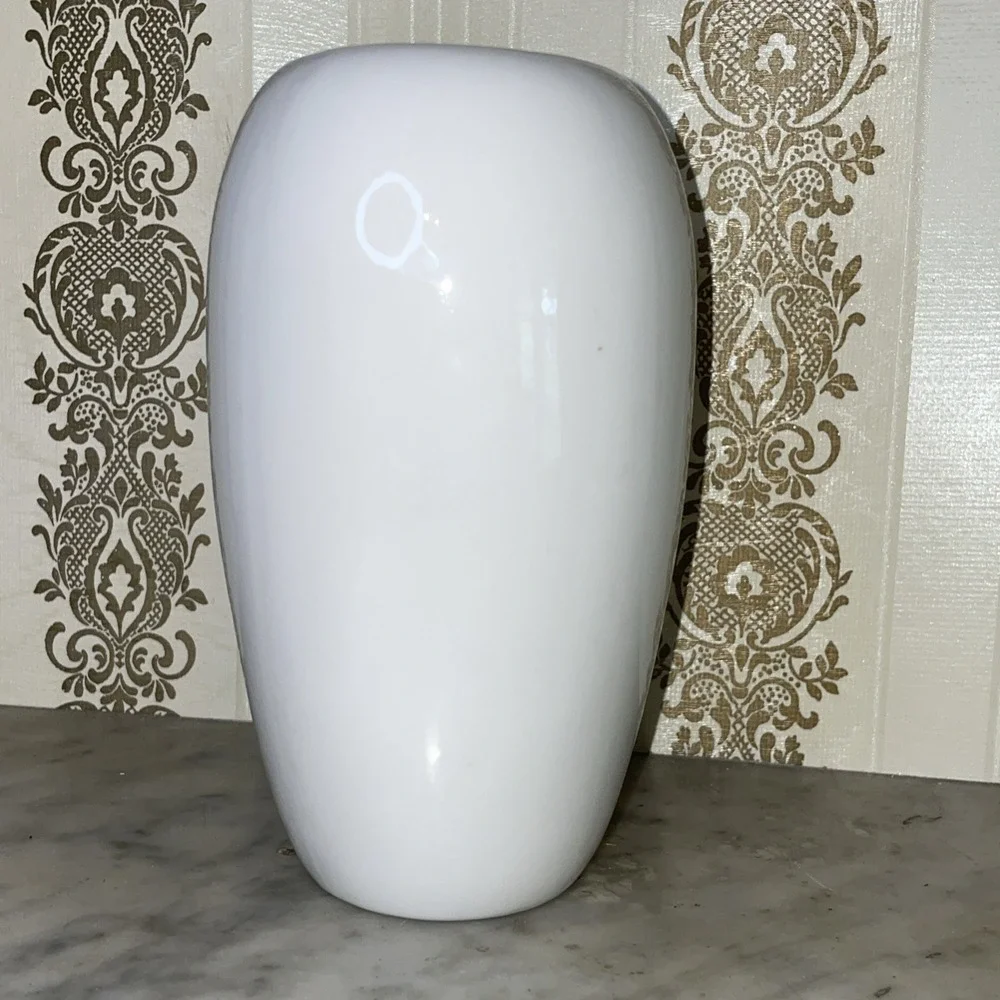 Pure White Tall Ivory Porcelain Vase 6